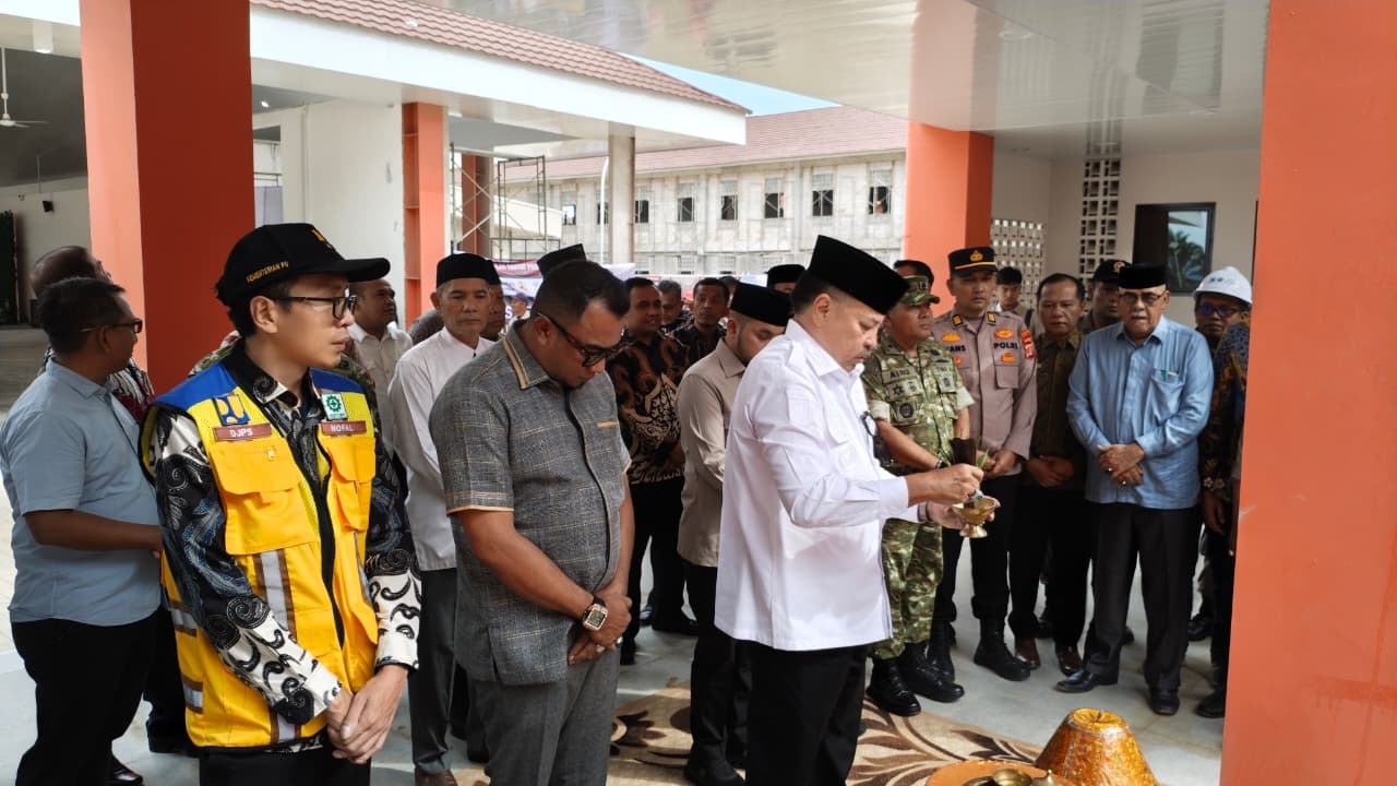 Ketua Mahkamah Syar’iyah Suka Makmue Hadiri Pembukaan MPLS Sekolah Rakyat Terintegrasi 1 Nagan Raya Tahun Ajaran 2026/2027 Ketua Mahkamah Syar’iyah Suka Makmue Hadiri Pembukaan MPLS Sekolah Rakyat Terintegrasi 1 Nagan Raya Tahun Ajaran 2026/2027