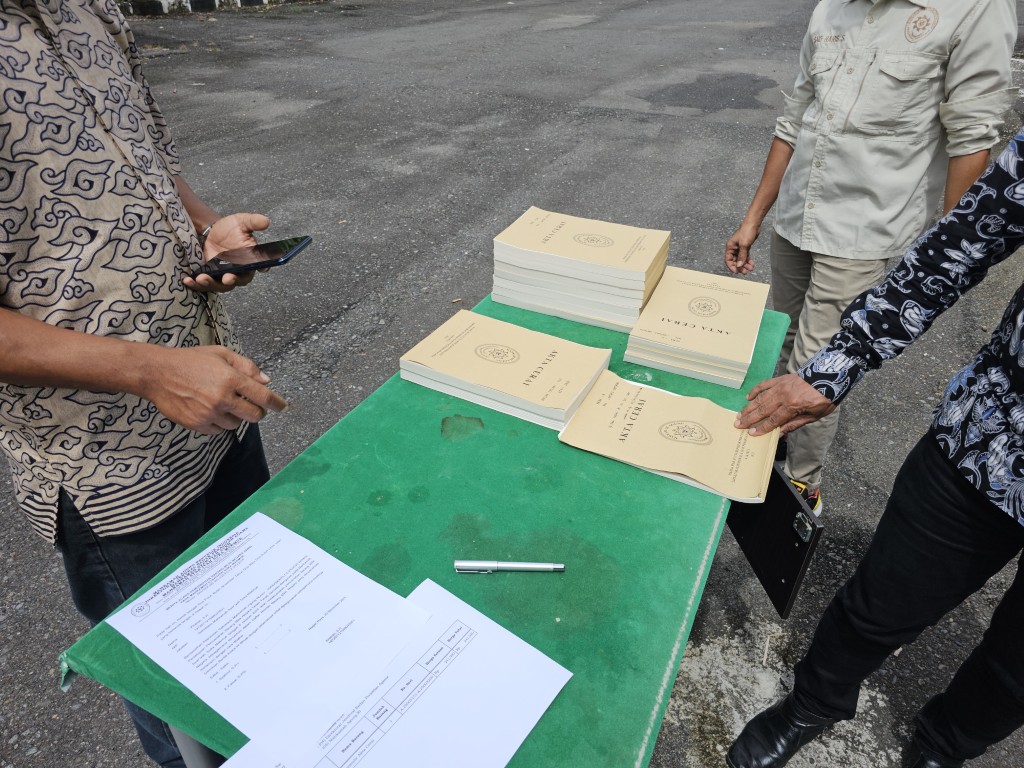 20251120 120030 Medium