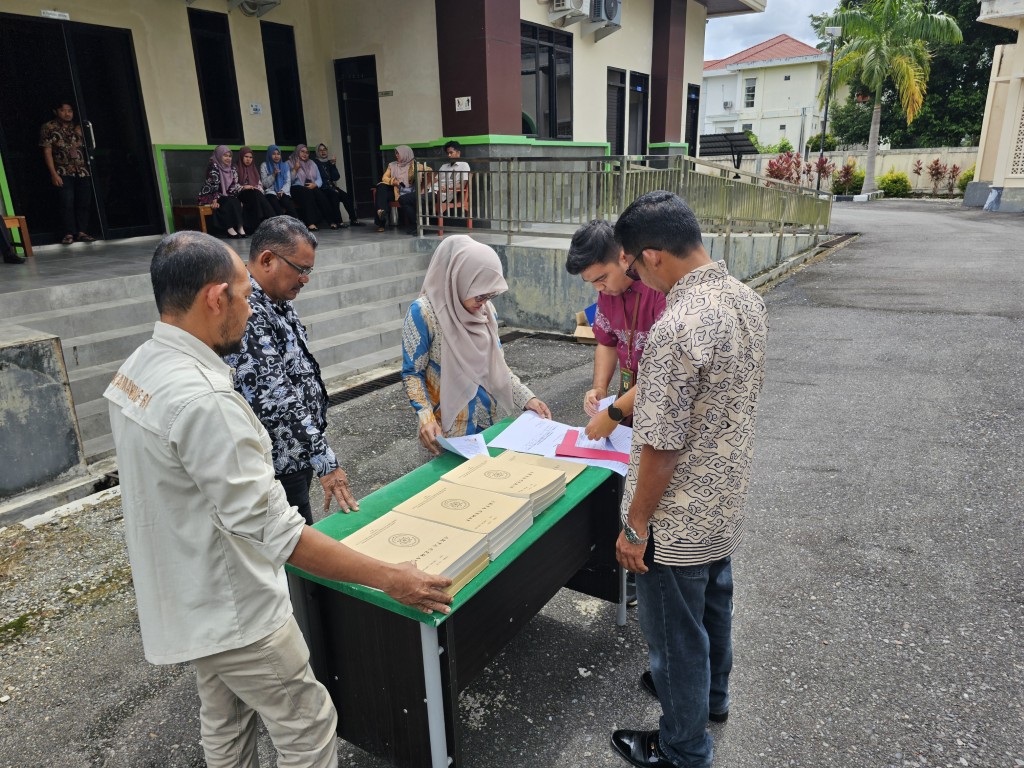 20251120 120114 Medium