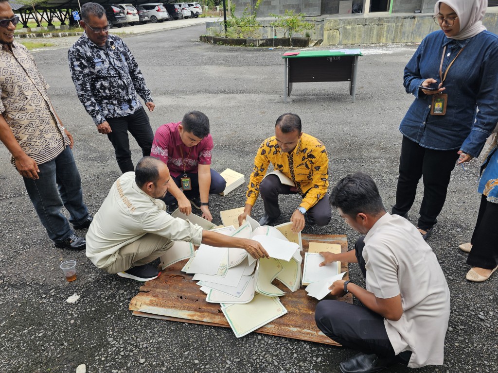 20251120 120458 Medium